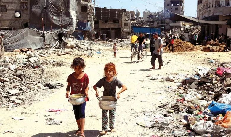 مسؤول فلسطيني يدعو حماس لإلغاء سلطات الأمر الواقع في غزة