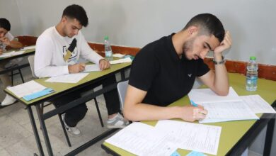 إجابات امتحان الفيزياء 2025 توجيهي فلسطين